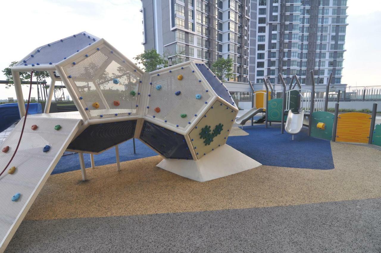Kenwingston Square Garden By Idealhub Cyberjaya Dış mekan fotoğraf